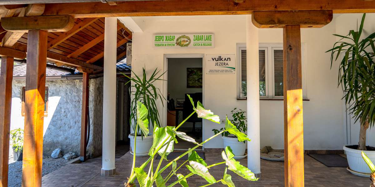 Carplake Zabar Bosnie Clubgebouw 2 Zabar Bosnie Clubgebouw