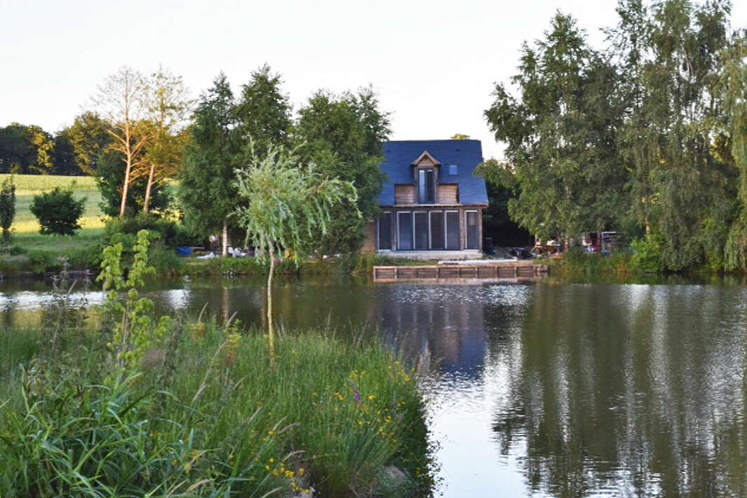 Bellevue Betaalwater Frankrijk Mayenne Luxe Betaalwater Accommodatie Karpervissen