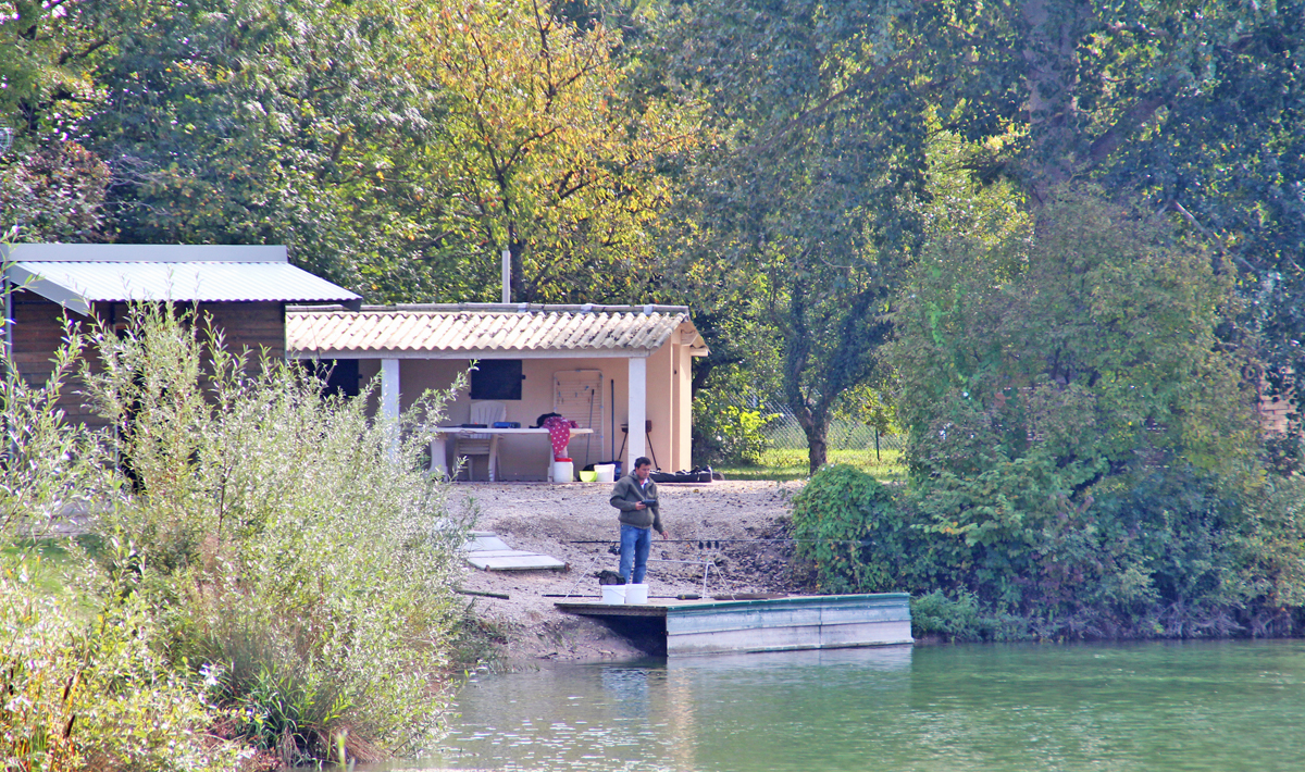 Sfeer Chayenne Familie Visvakantie Betaalwater Betaalwater Accommodatie Frankrijk