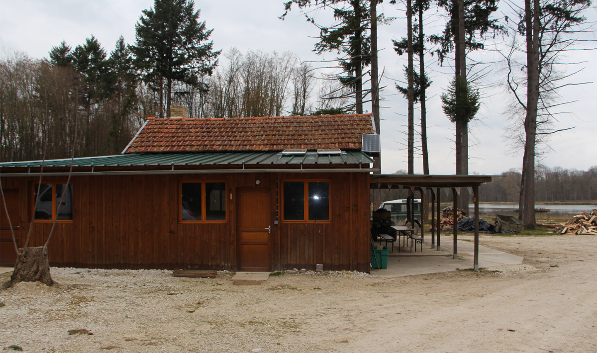 Clubhuis Etang Du Grand Foret Etang Frankrijk 1