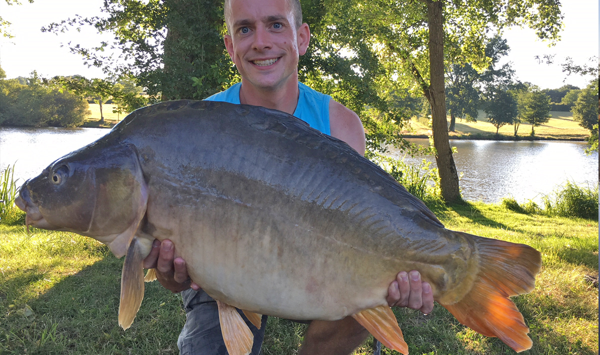 Karper Etang Morlou Visvakantie Frankrijk Karper Visvakantie 12