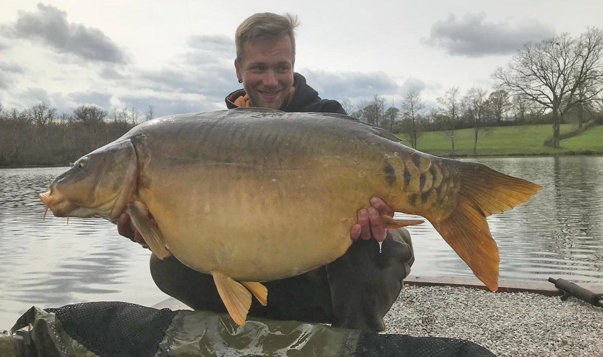 Karper Etang Morlou Visvakantie Frankrijk Karper Morlou Accommodatie