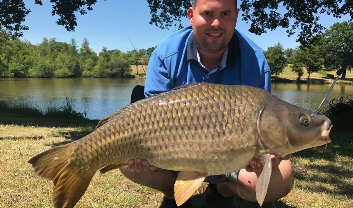 Karper Etang Morlou Visvakantie Frankrijk Karper Frankrijk Accommodatie