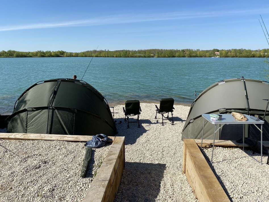 Pegasus Lakes Carpfishing Holiday France Pegasus Holiday France