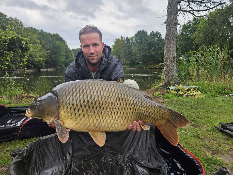 Carplake Rosmalen Karpervissen In Nederland Carplake Nederland 9