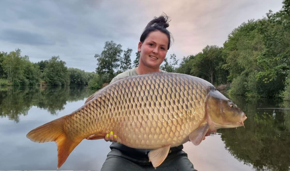 Karpervissen Betaalwater Oploo Glory Carp Karpervissen Oploo Lake