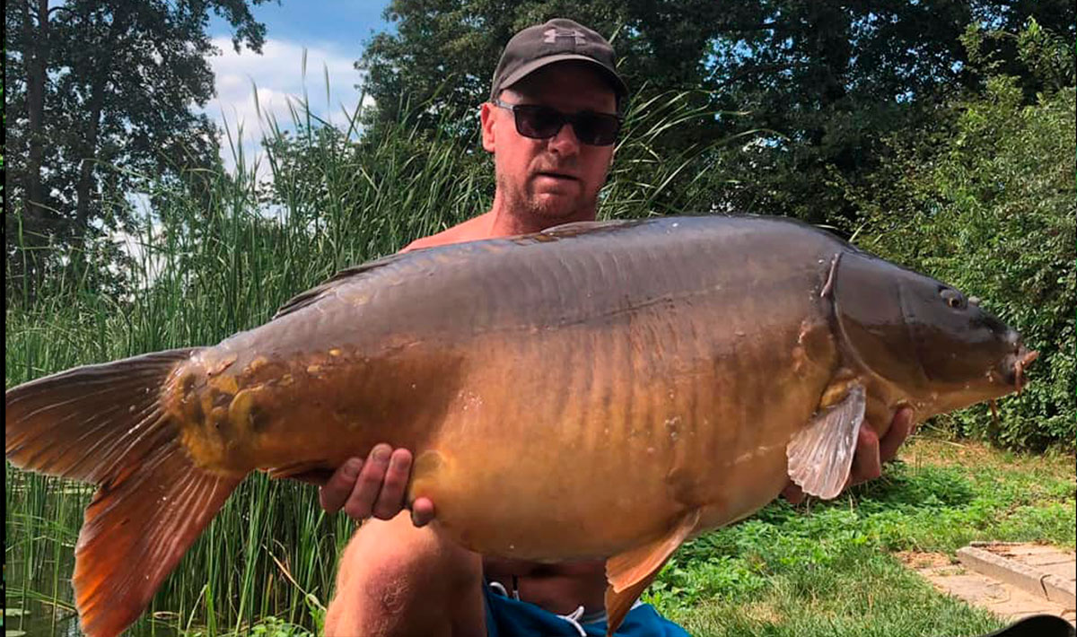 Karperdroom Herpen Karpervisvakantie Nederland Accommodatie Karperdroom Accommodatie Betaalwater